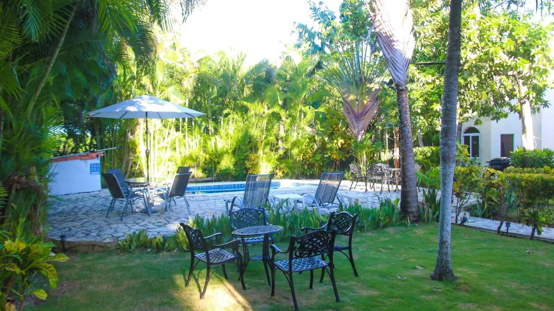 Apartamento Boutique: Juan Dolio Golf Retreat with Pool & 24/7 Security